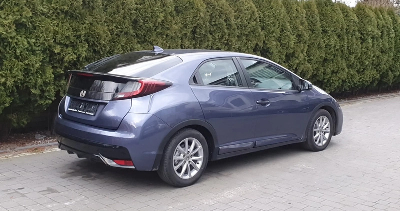 Honda Civic cena 39900 przebieg: 130000, rok produkcji 2015 z Rybnik małe 529